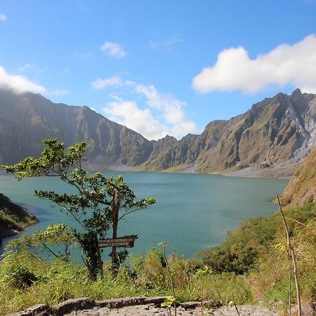Bognot Lodge : Alvin Bognot Mt Pinatubo Guesthouse And Tours Santa Juliana Kültér fotó