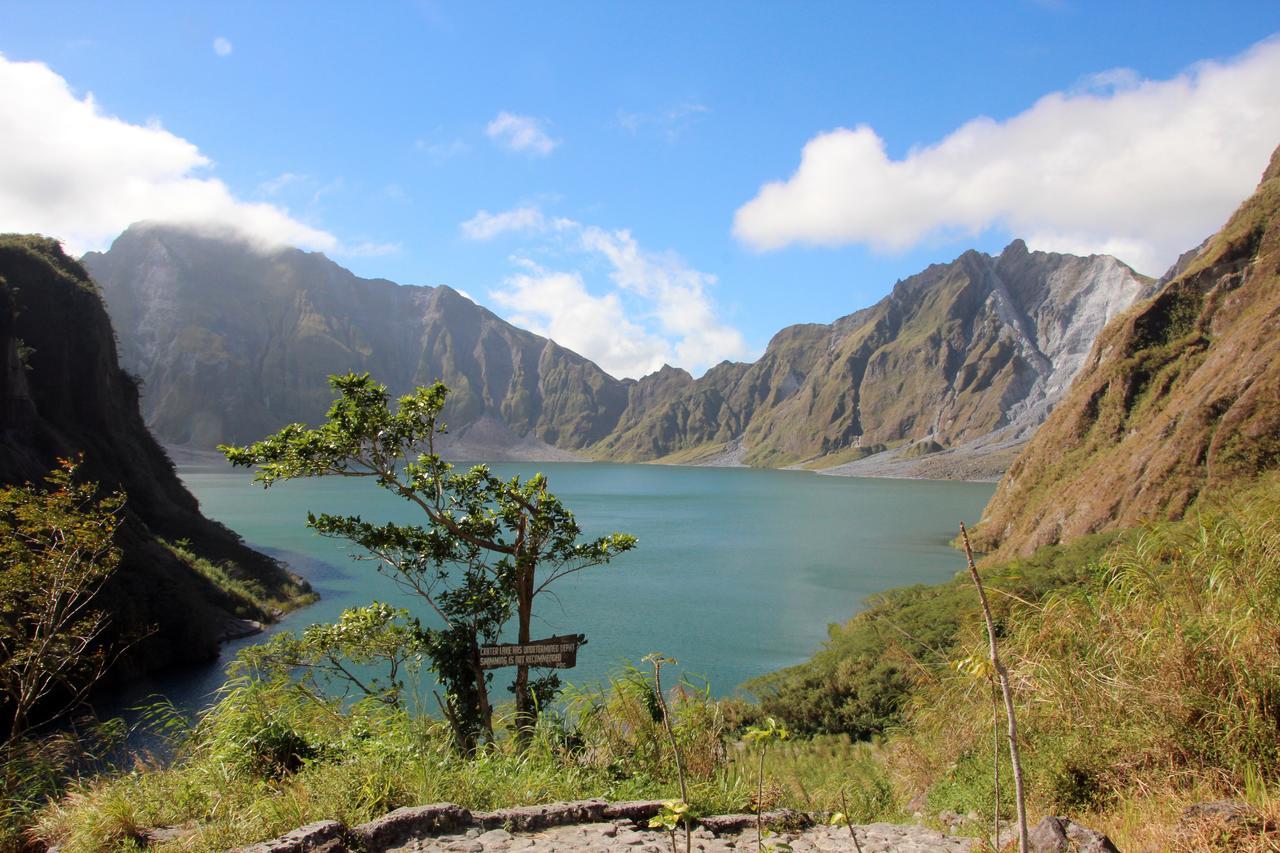 Bognot Lodge : Alvin Bognot Mt Pinatubo Guesthouse And Tours Santa Juliana Kültér fotó